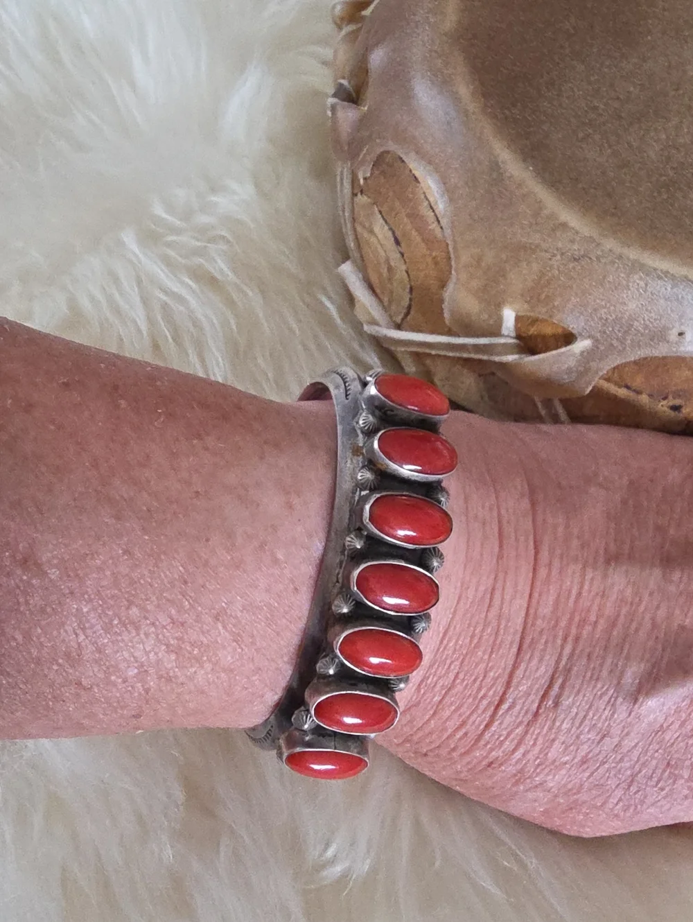 Amazing Native American Navajo Coral & Sterling Cuff By Marie Silver ❤️🎁🩶🪸